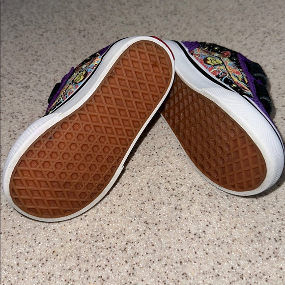 ✨ VANS GLOW in the DARK Wizard and Skull Purple and Black Old Skool Shoes size 5 - Picture 5 of 6